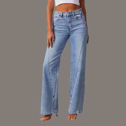 High-waisted jeans