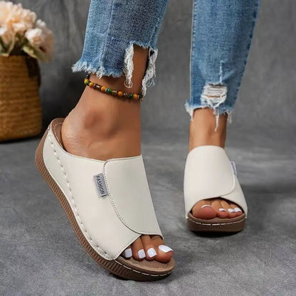 Cali™ Comfortable Arch Support Sandals